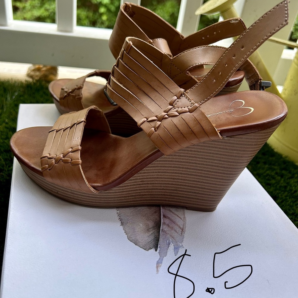 Tan wedges